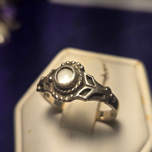 Vintage Sterling Silver 925 Ring Sz 6.5 - Picture 2 of 7